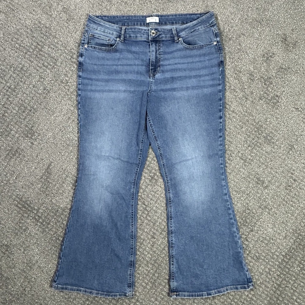 Maurices Classic Mid Rise Flare Leg Jeans Women's 16 Blue Denim Stretch
